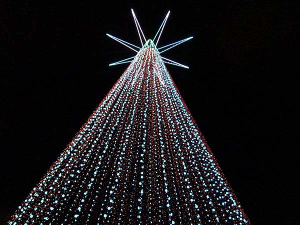 Christmas-Light-Galini